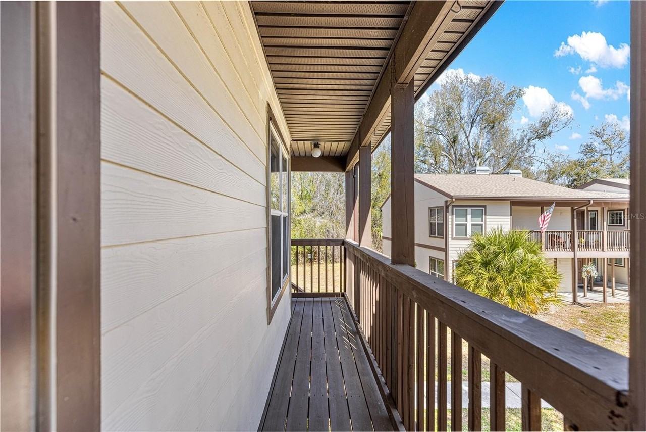 15203 Sandalwood Dr #203 - Photo 6 of 36