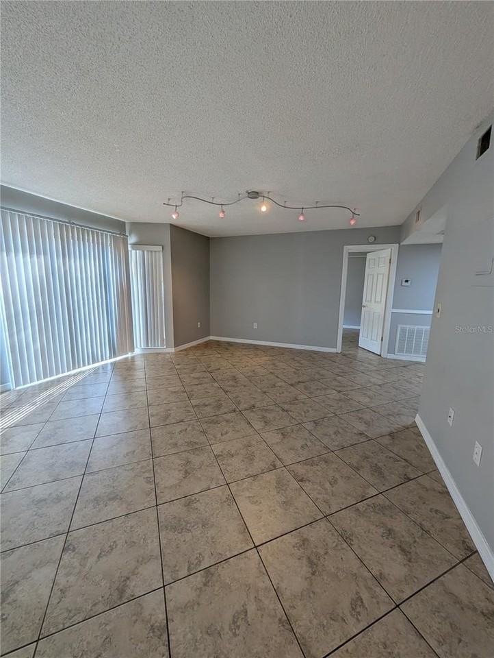 5989 Village Cir #890 - Photo 6 of 34