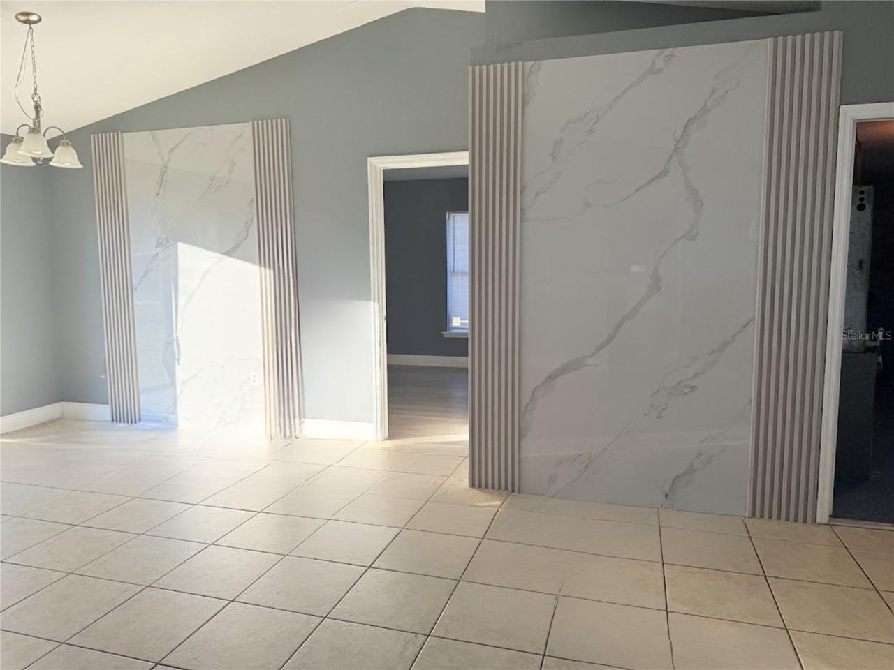 635 Parakeet Ct - Photo 4 of 28