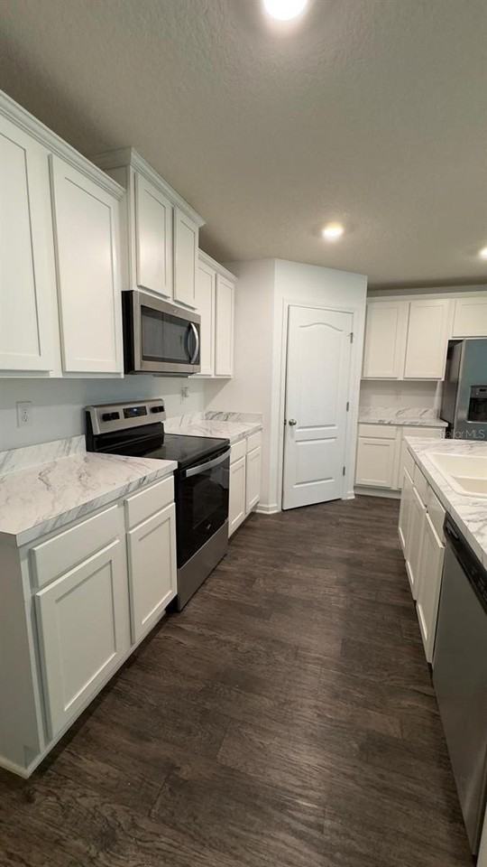 920 Riley Rd - Photo 3 of 17