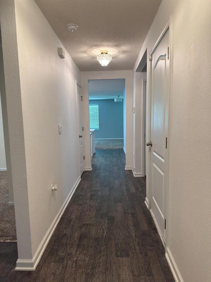 920 Riley Rd - Photo 7 of 17