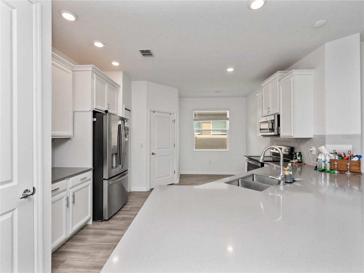 6308 Chirpine Ln - Photo 7 of 22