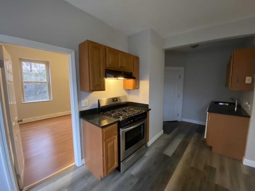 96 Woodledge St - Photo 2 of 8