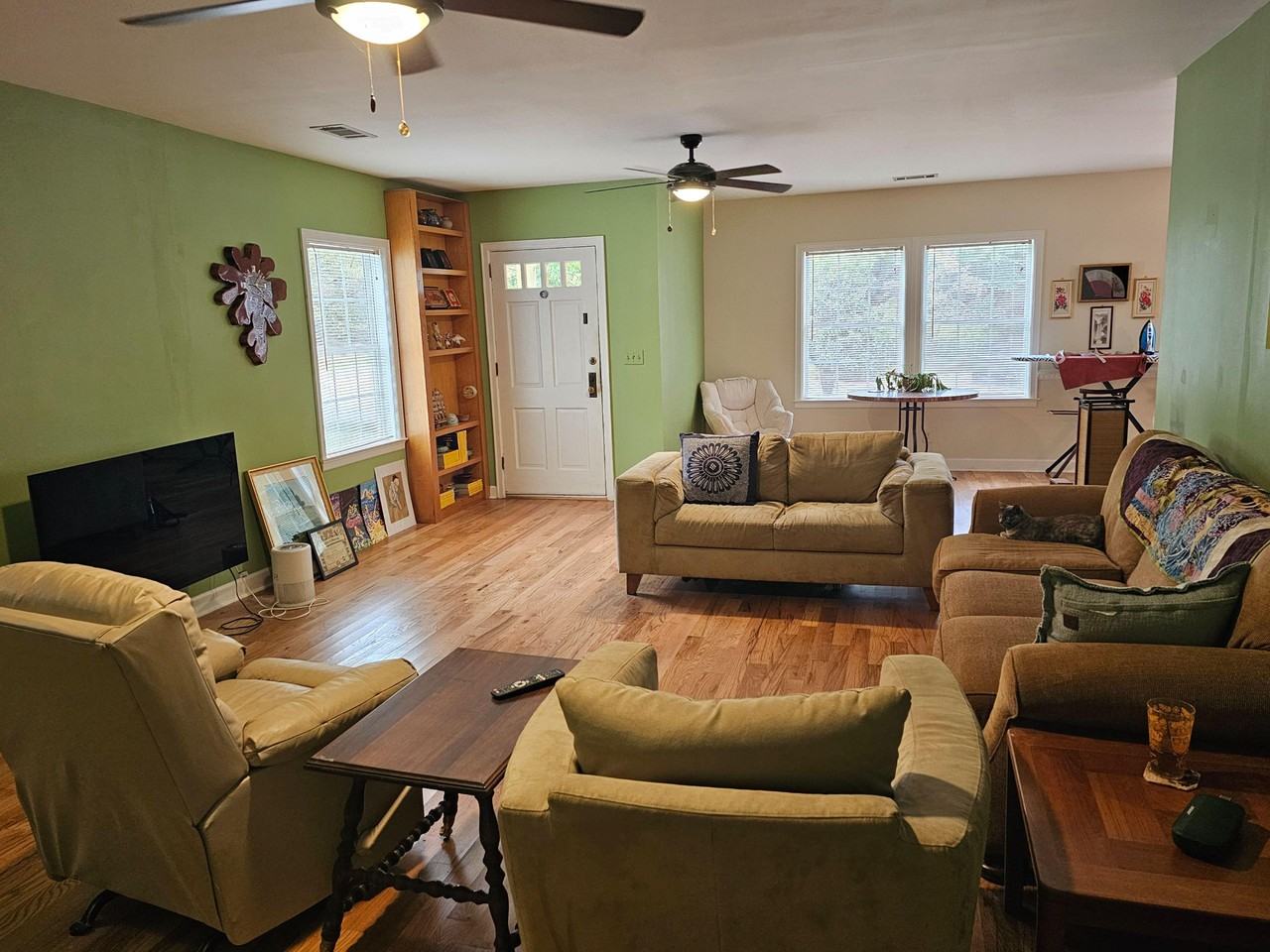 Beech Dr - Photo 2 of 14