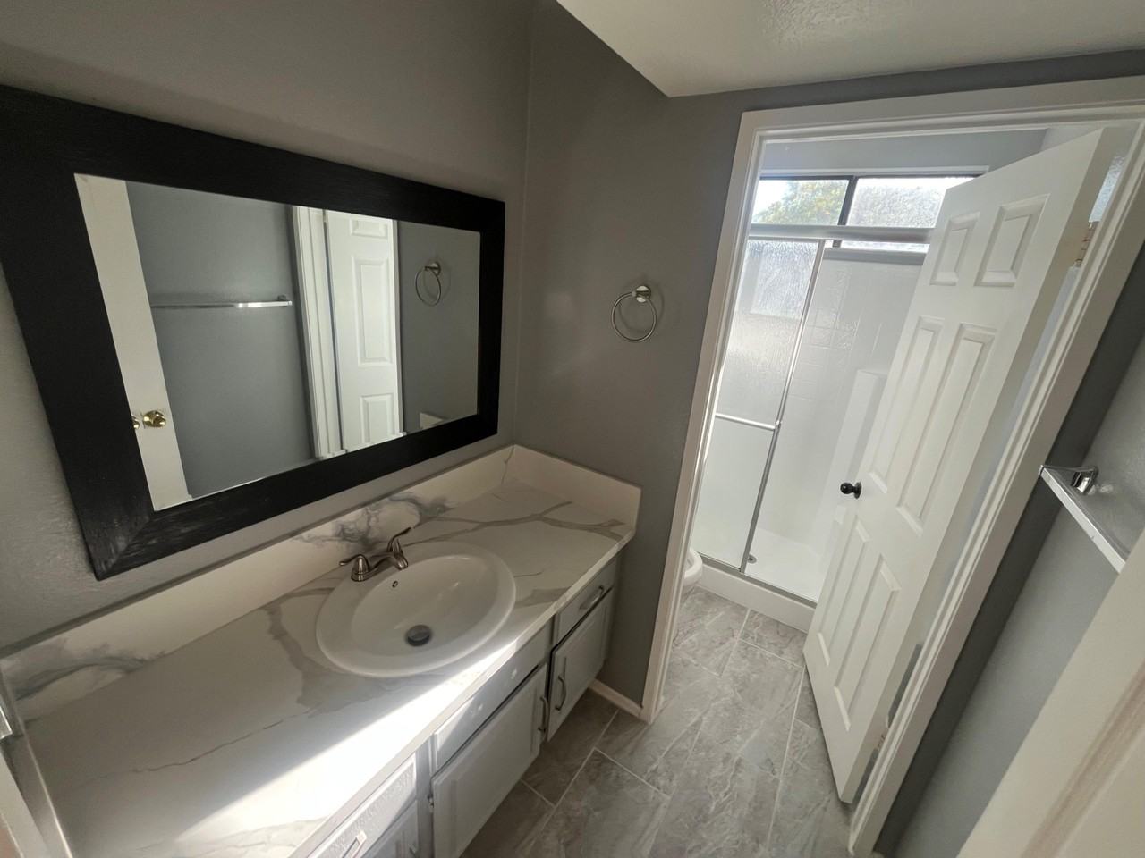 Thornberry Cir - Photo 5 of 17