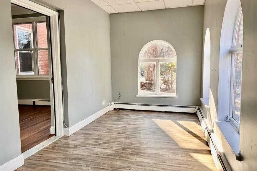 777 Kappock St - Photo 5 of 10