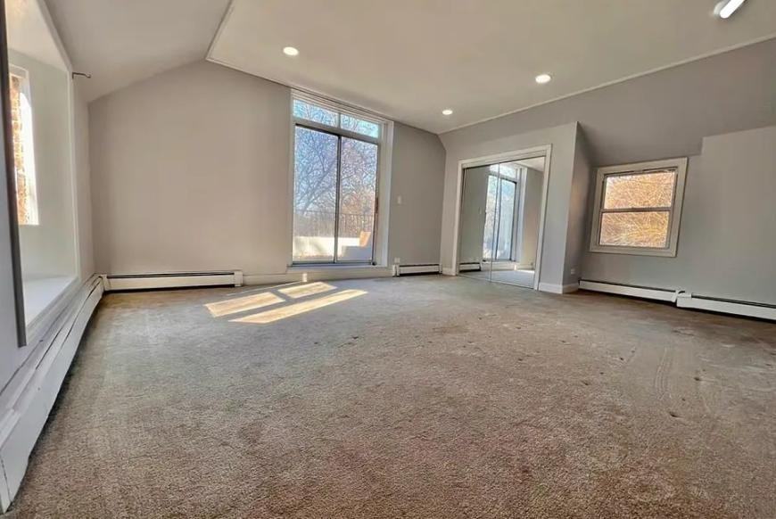 777 Kappock St - Photo 6 of 10