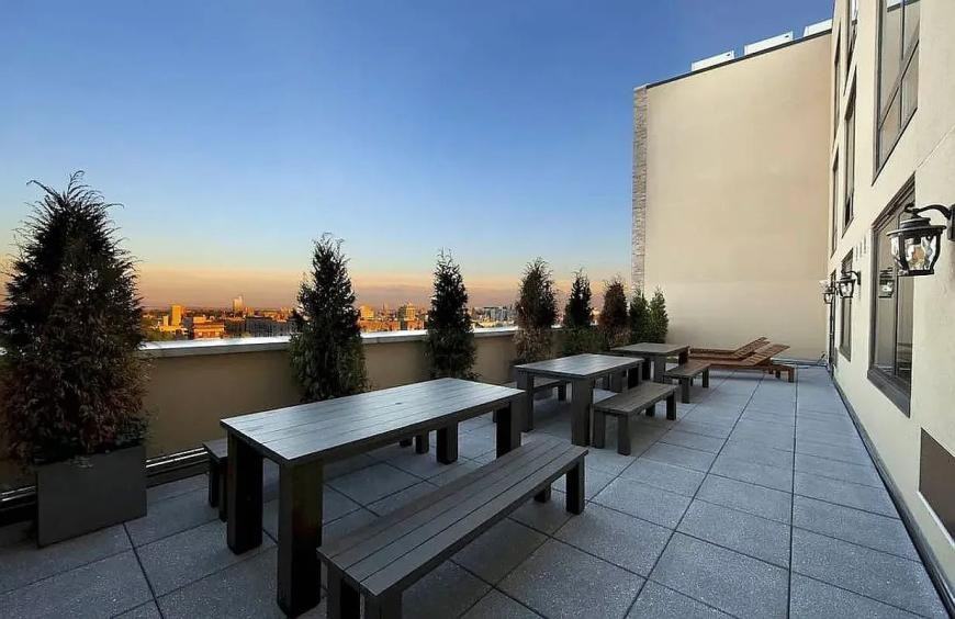 2763 Morris Ave - Photo 7 of 10