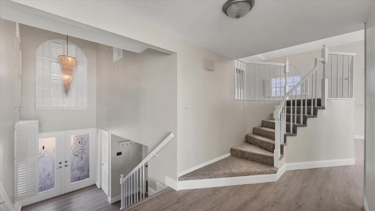 120 Sands Point Dr - Photo 5 of 50