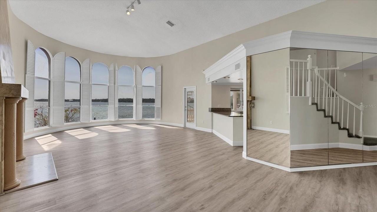 120 Sands Point Dr - Photo 7 of 50