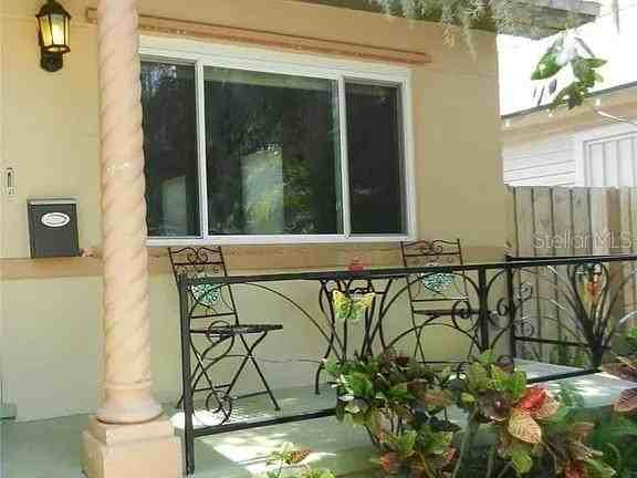 1461 28th Ave N - Photo 2 of 21