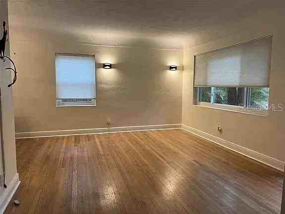 1461 28th Ave N - Photo 3 of 21