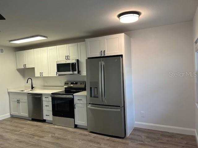 224 6th Ave N #5 - Photo 7 of 22