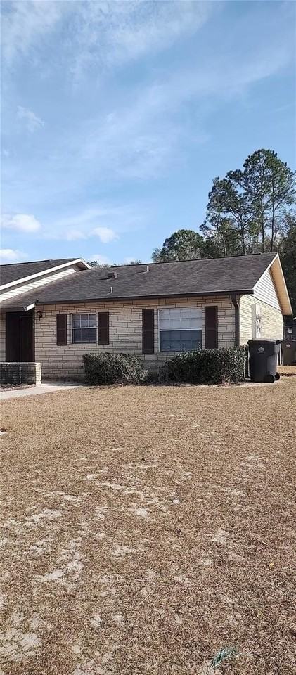 9525 Lake Park Dr #9525 - Photo 2 of 16