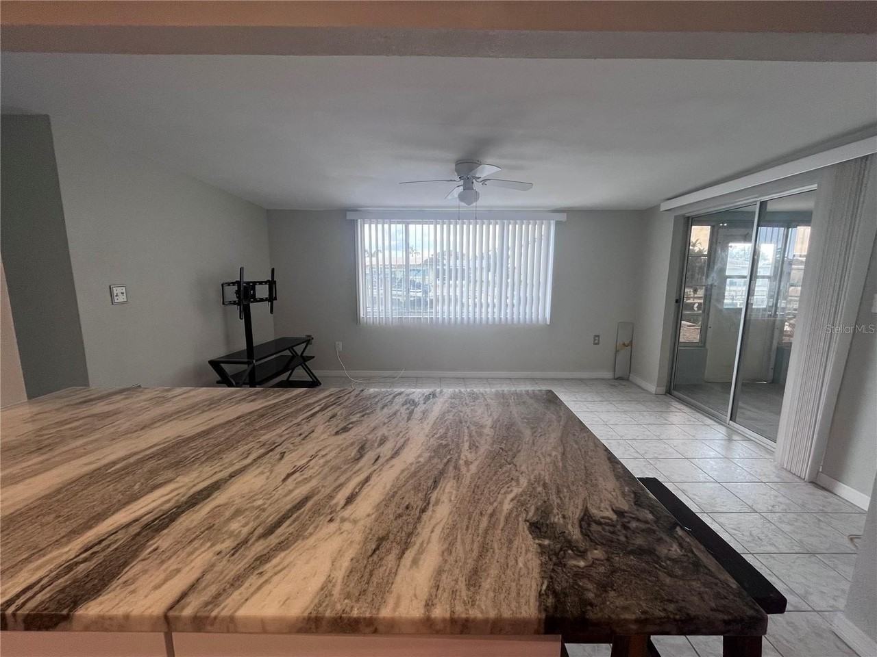 13632 Stacey Dr - Photo 6 of 18