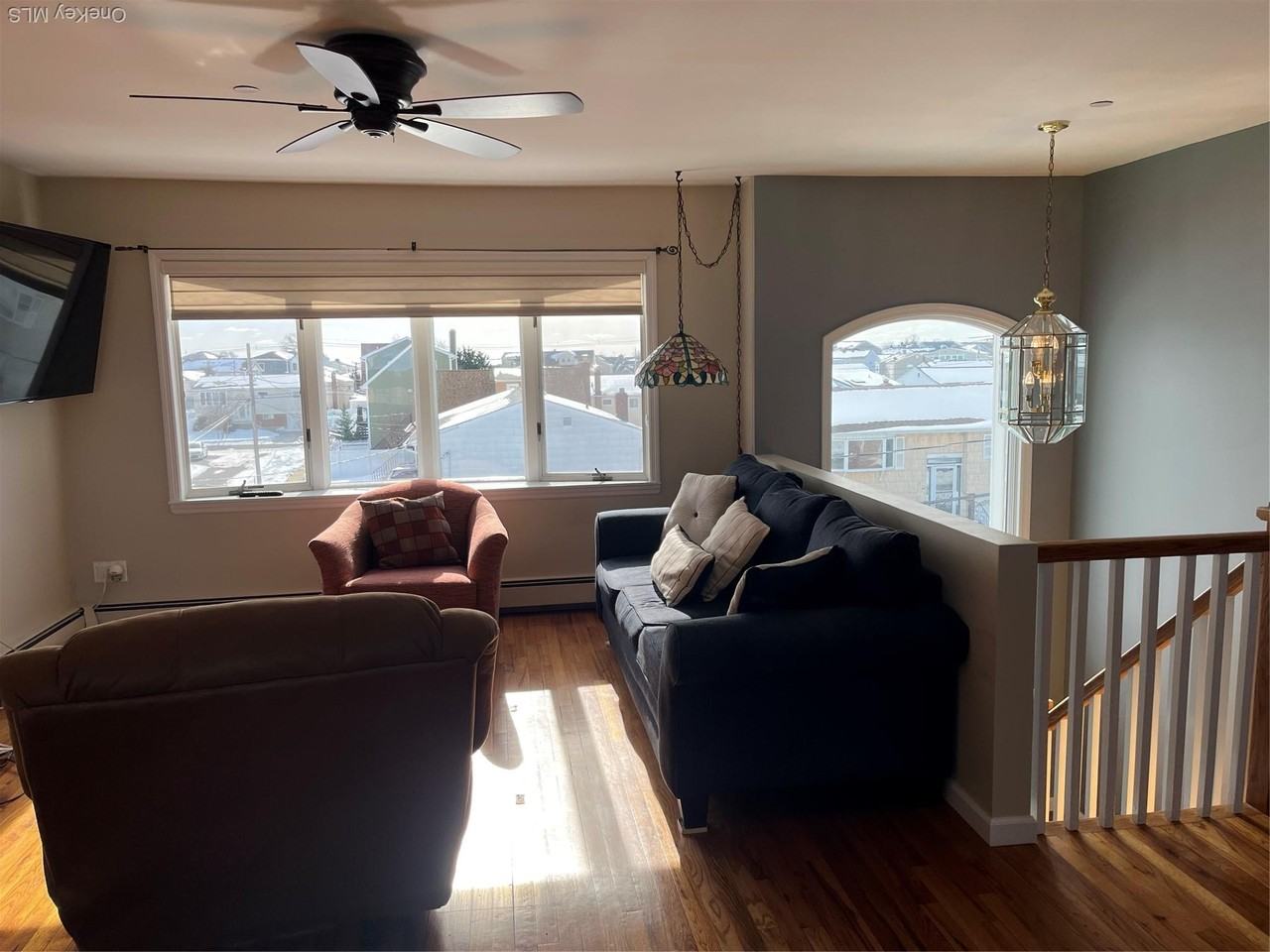 50 Florence Ave - Photo 2 of 23