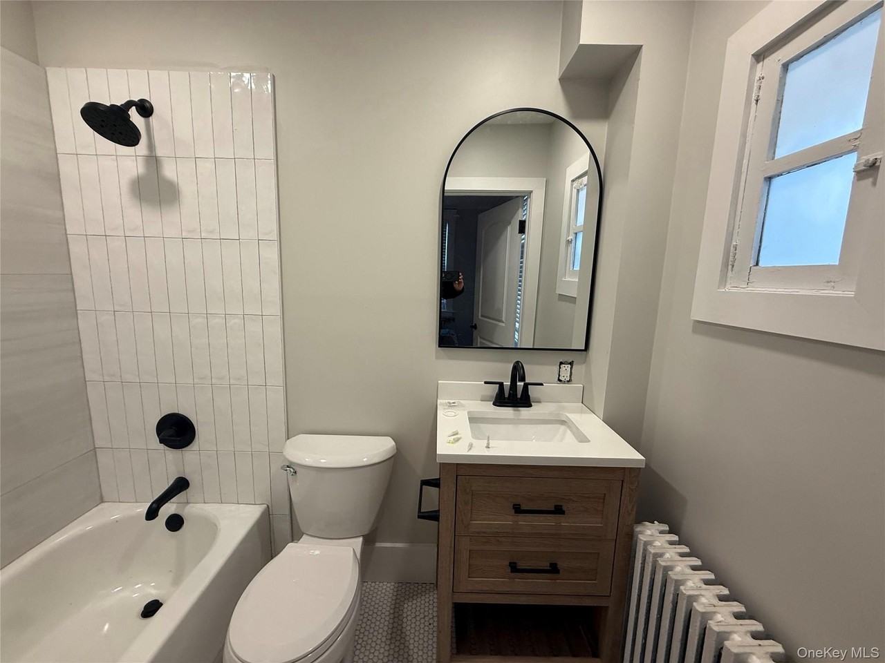 21 Lake St - Photo 6 of 9