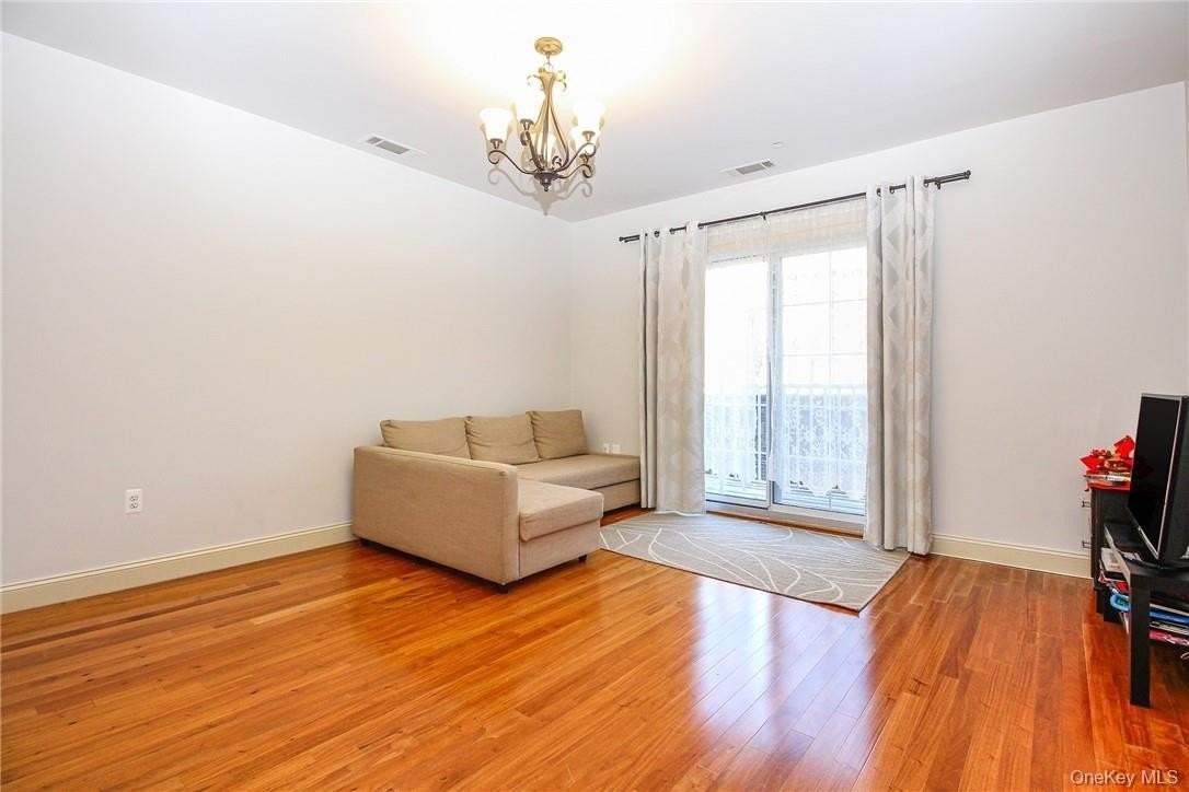 543 Main St Apt 211 - Photo 7 of 22