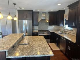 17 Lee Ave - Photo 1 of 1