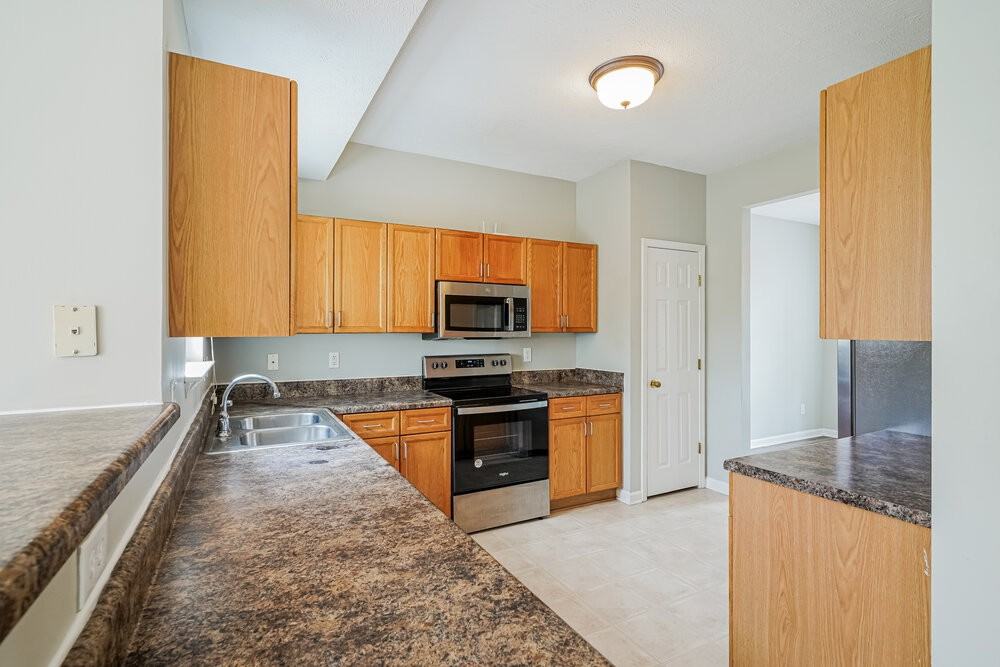 7424 Maggie Dr - Photo 7 of 17