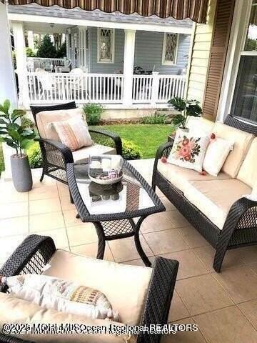 334 Washington Avenue unit: Winter - Photo 3 of 35