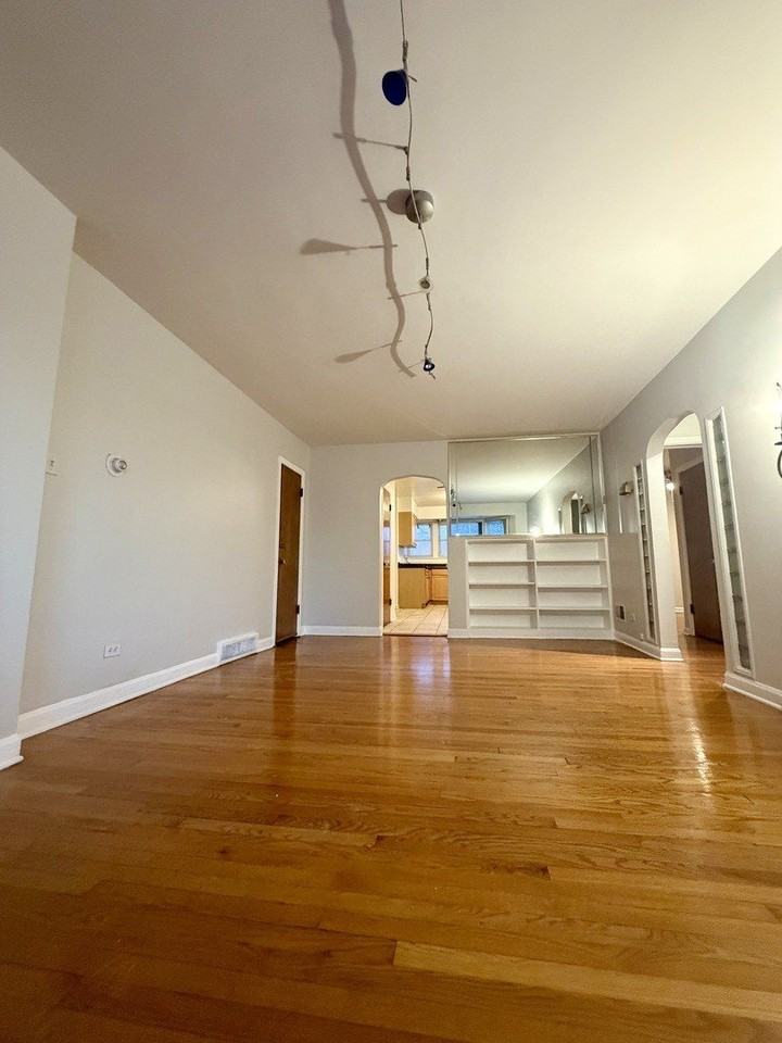 314 E 83rd St Unit 1 - Photo 2 of 16