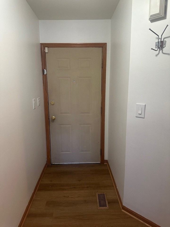 1942 Heron Ave Unit B - Photo 3 of 19