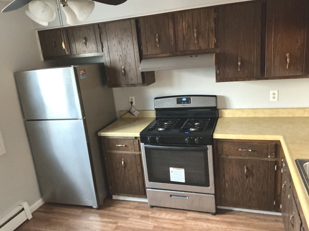 794 Colorado St Apt 1 - Photo 4 of 7