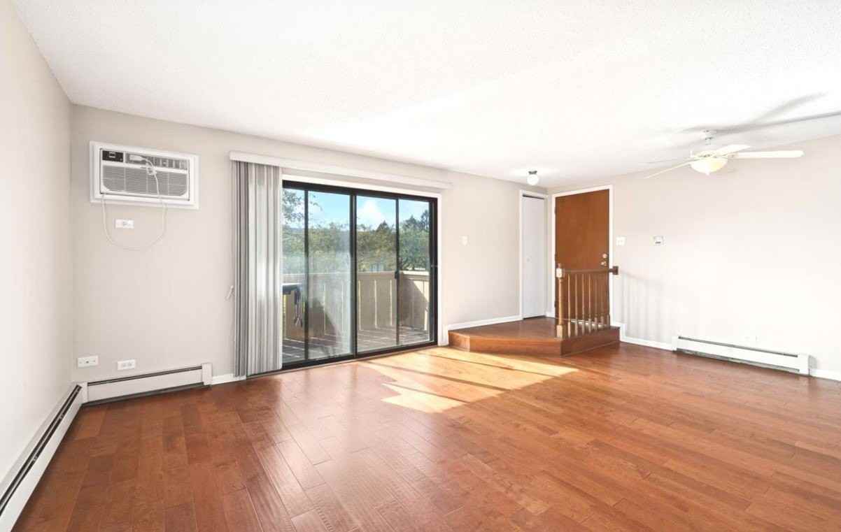 11 Echo Ct Apt 12 - Photo 4 of 13