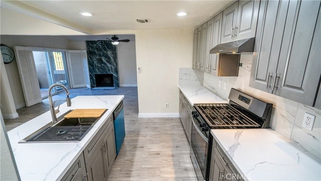 1185 Mountain Gate Rd - Photo 3 of 24