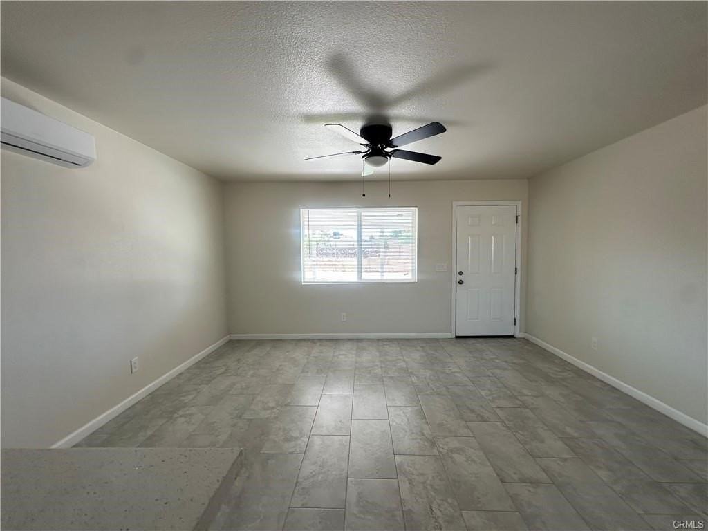 1094 Donna Ln - Photo 5 of 12