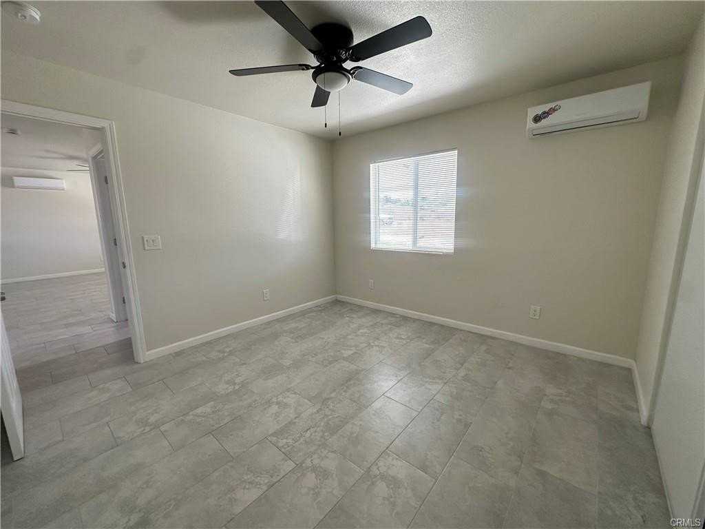 1094 Donna Ln - Photo 7 of 12