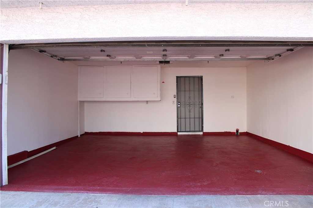 260 E Beverly Blvd #C - Photo 4 of 37