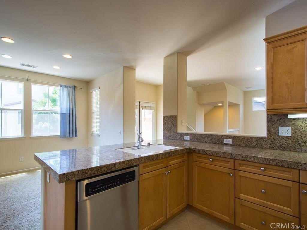 7 Silvermaple - Photo 4 of 21