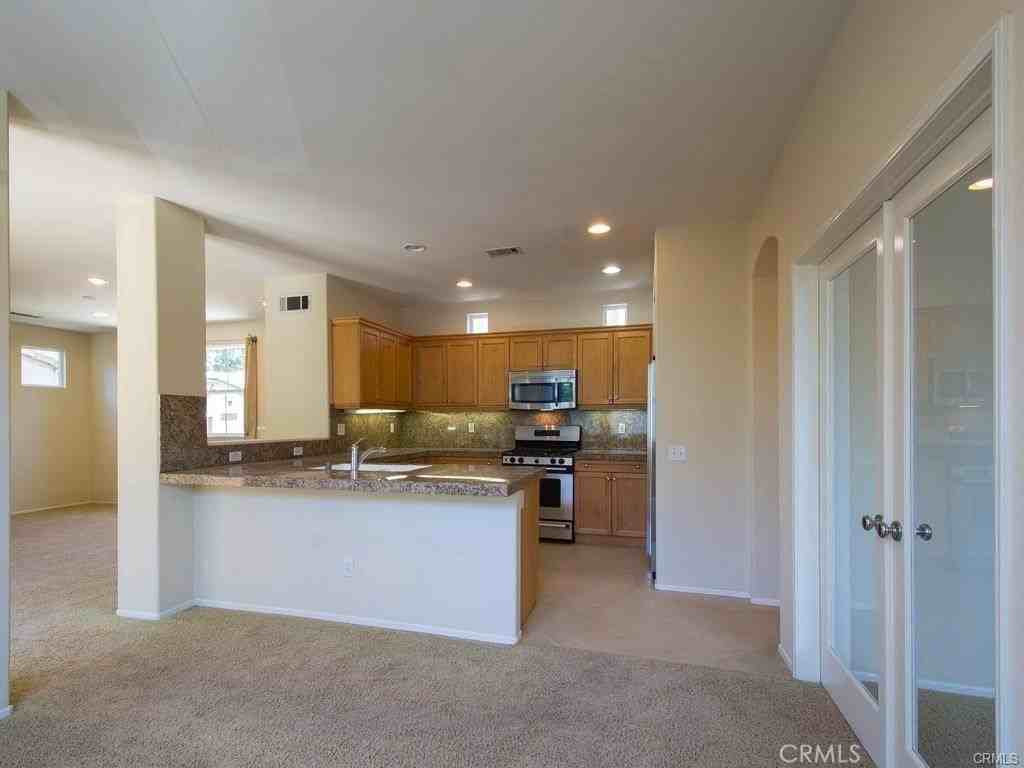 7 Silvermaple - Photo 5 of 21