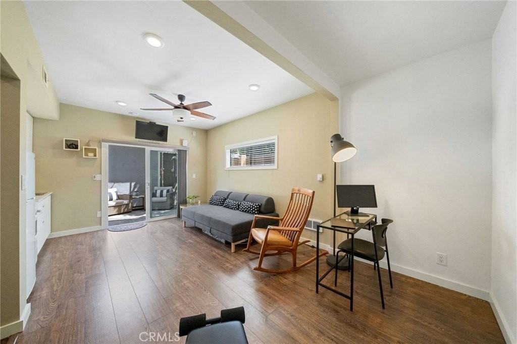 215 Monterey Dr - Photo 6 of 14