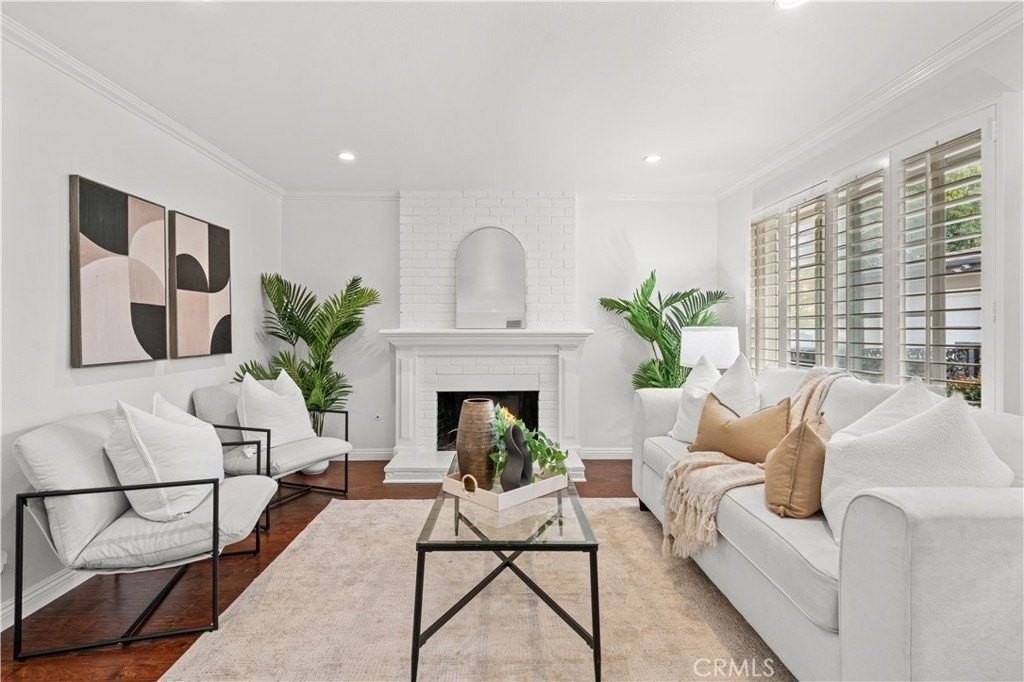 1845 Anaheim Ave #9B - Photo 4 of 27