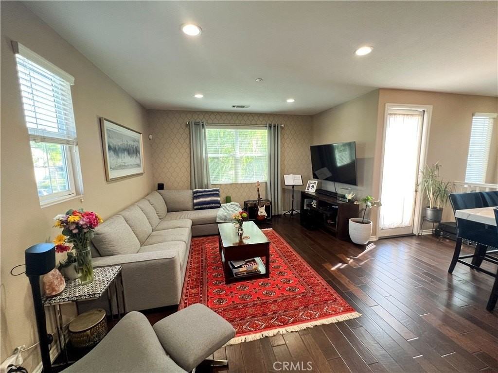 11497 Toscana Cir - Photo 4 of 13