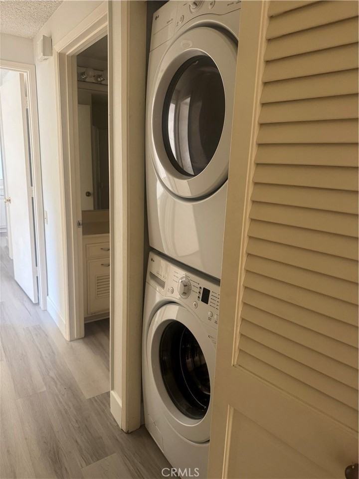 5325 Bahia Blanca W #Q - Photo 5 of 9