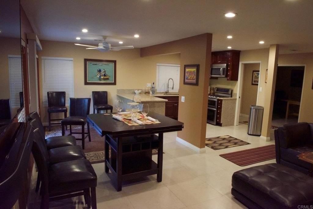 411 Windjammer Cir - Photo 5 of 21