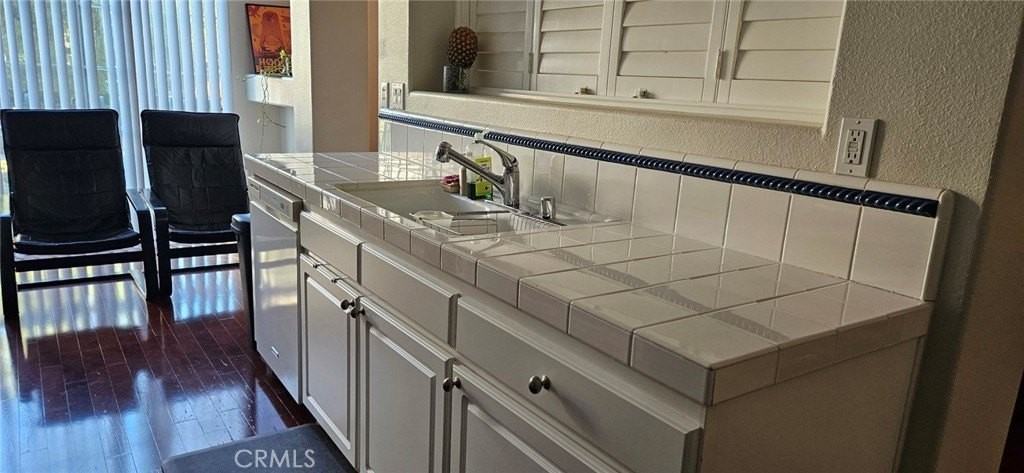 2840 Ballesteros Ln - Photo 6 of 19