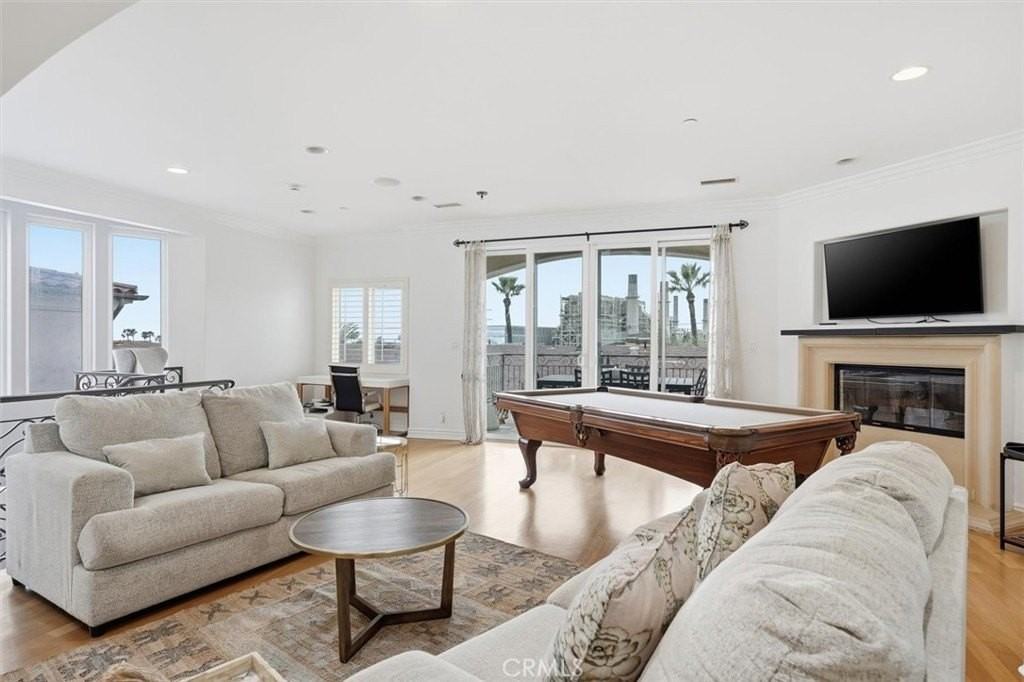 424 N Broadway #C - Photo 4 of 30