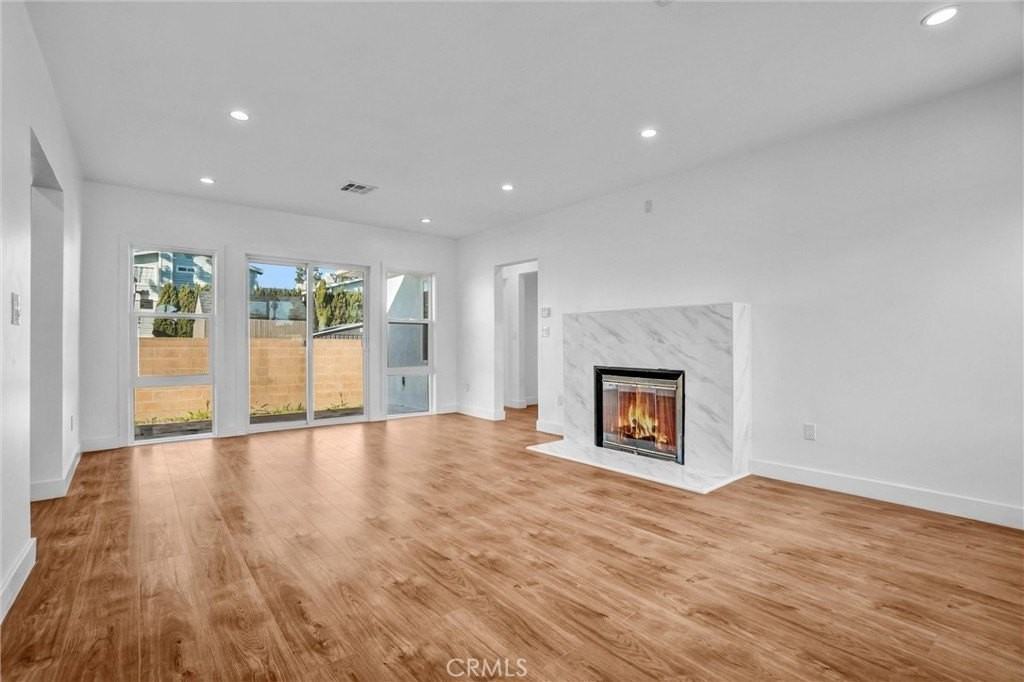 617 W 214th St - Photo 2 of 43