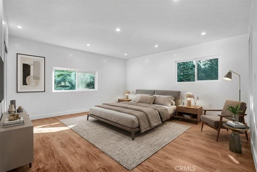 617 W 214th St - Photo 5 of 43