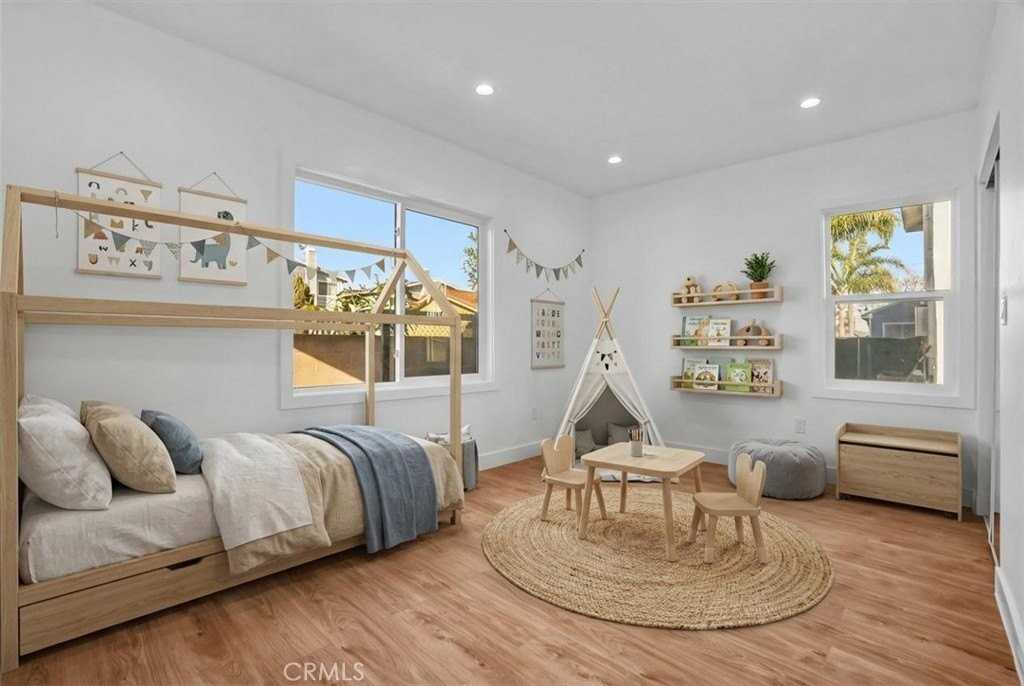 617 W 214th St - Photo 7 of 43