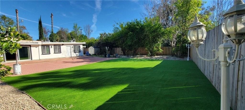 5719 Beckford Ave - Photo 2 of 50