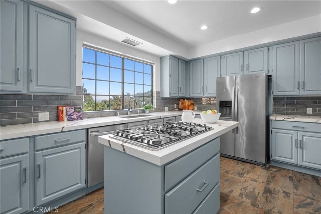 3482 Coldwater Canyon Ave - Photo 7 of 35