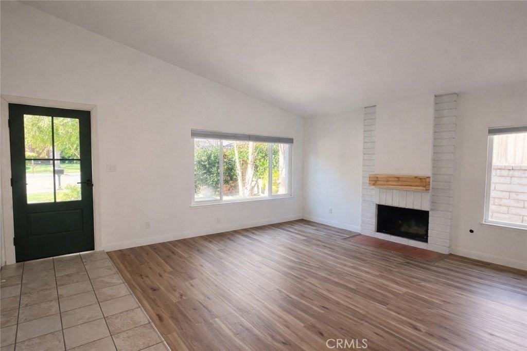 25444 Via Pacifica - Photo 5 of 28