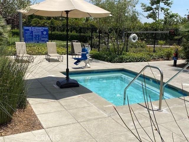 14517 Purdue Ave - Photo 4 of 33