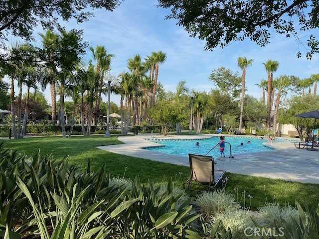 14517 Purdue Ave - Photo 6 of 33